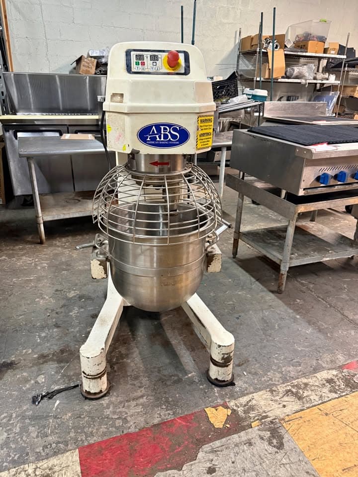 ABS SM-40L 40-Qt Commercial Planetary Mixer – Excellent Used Condition — Used commercial restaurant equipment for sale