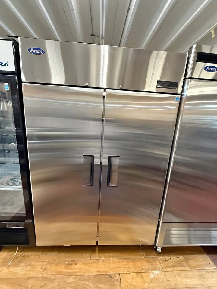 ❄️ Atosa Reach-In Freezer – Model MBF8002GR ❄️ Stainless Steel | Scratch & Dent |