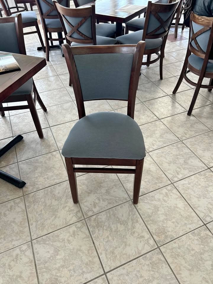 50 Commercial Restaurant Chairs – Excellent Condition