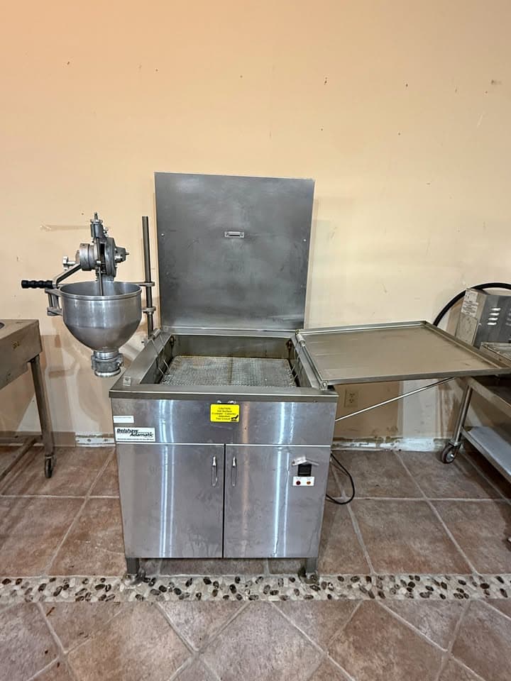 Belshaw Adamatic 724CG Donut Robot