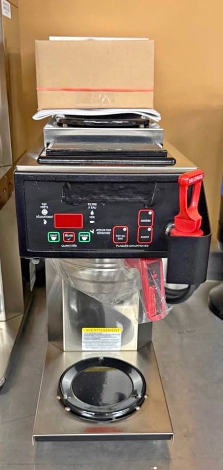 Brand New Newco Commercial Tea Brewer/Hot Water Dispenser