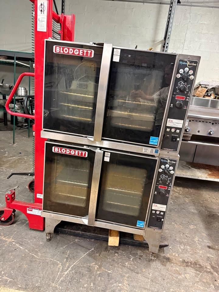 Blodgett Hydrovection HV100E Double Stack Combi Ovens – Refurbished