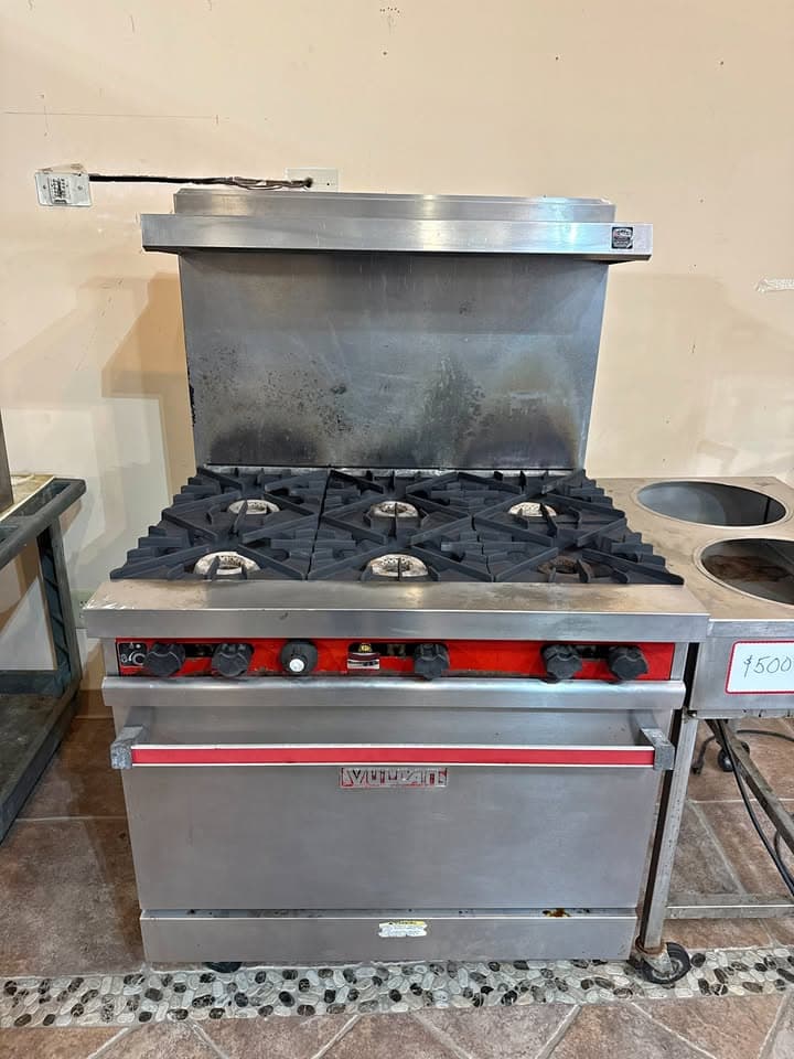 VULCAN 36" COMMERCIAL GAS RANGE WITH 6 BURNERS & OVEN – TESTED & REFURBISHED – $1,600 — Refurbished commercial restaurant equipment for sale