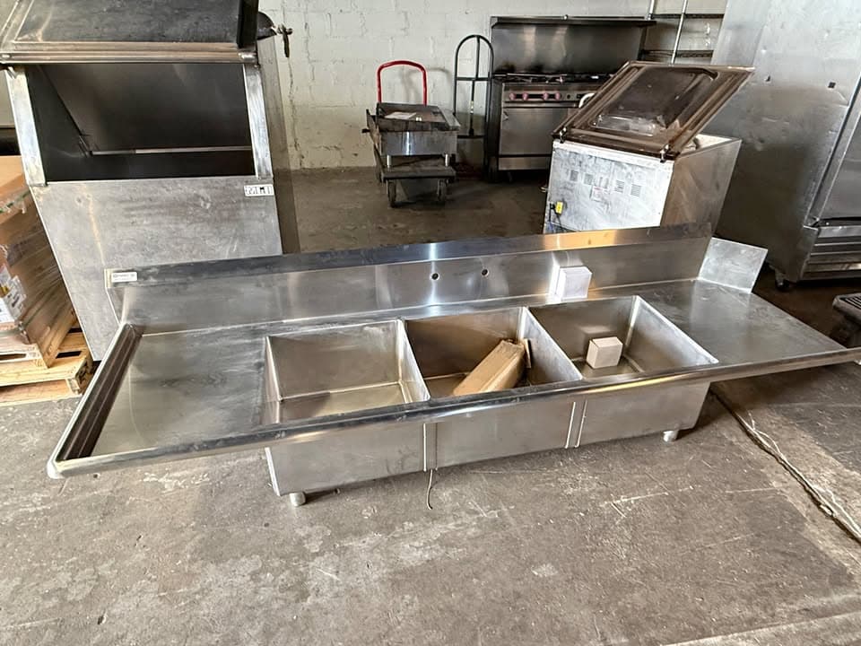 COMMERCIAL SOILED DISH TABLE | 3 COMPARTMENT SOILED DISH STATION | OPEN BOX | IN STOCK | $1500 — Used commercial restaurant equipment for sale