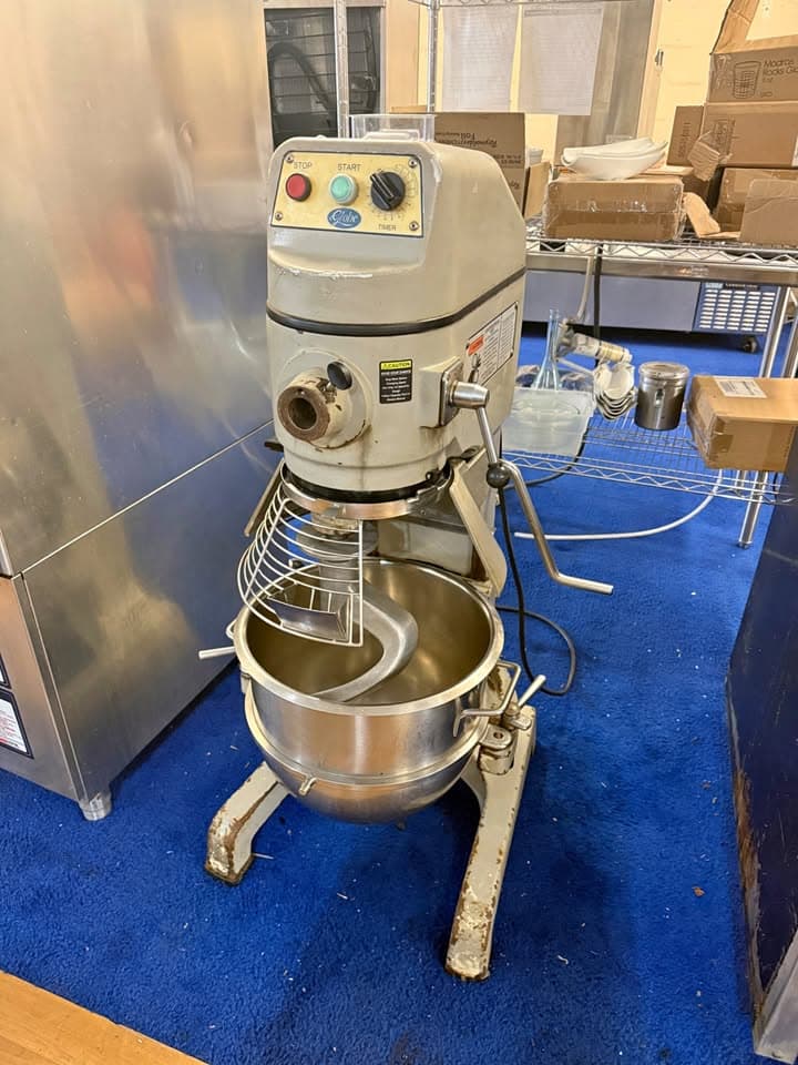 PROFESSIONALLY REFURBISHED GLOBE SP30 30-Qt Planetary Mixer