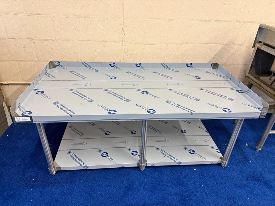 BRAND NEW SCRATCH & DENT 30" x 60" STAINLESS STEEL EQUIPMENT STAND β $325