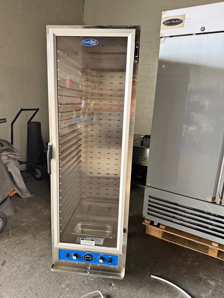 Atosa ATWC-18P Insulated Warming Cabinet (Scratch and Dent Unit) — Used commercial restaurant equipment for sale