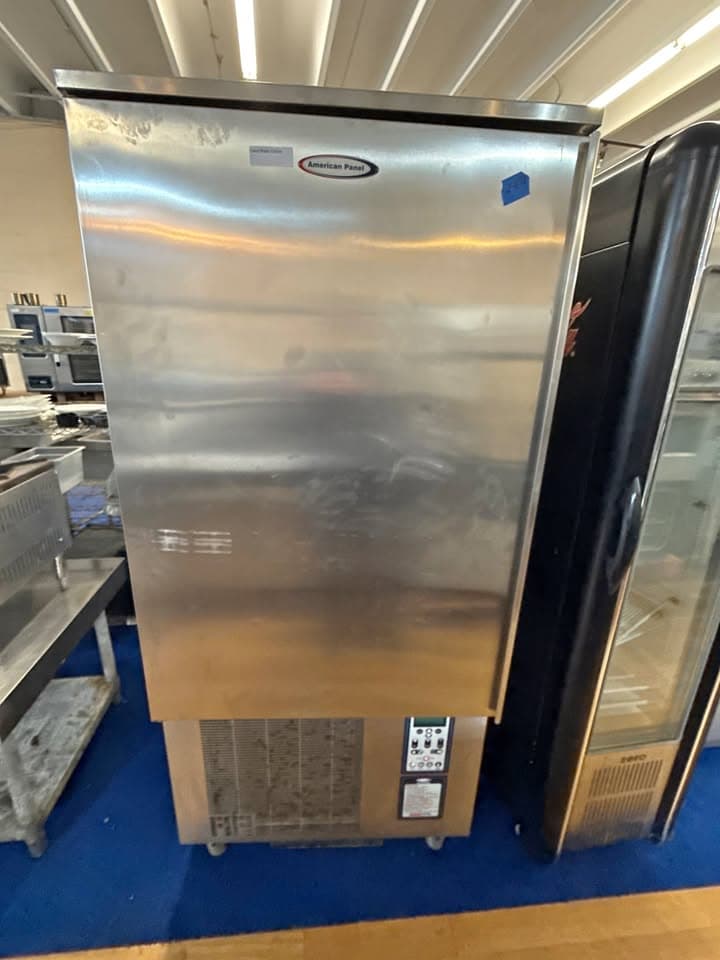 Commercial Blast Freezer – Excellent Used Condition