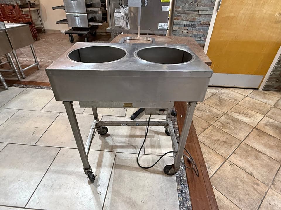 Belshaw 2-Bowl Electric Icing Table – Model H5I-2